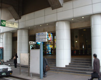 JR石川町駅（元町口）